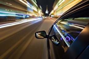开云体育下载-“2025世界游泳锦标赛：泳池上的速度大战与优雅演绎”